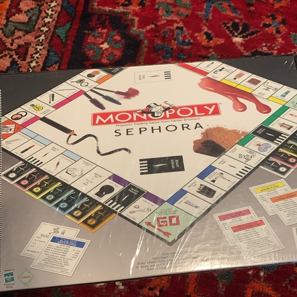 Brand new and sealed Sephora Beauty Monopoly game - Picture 5 of 5
